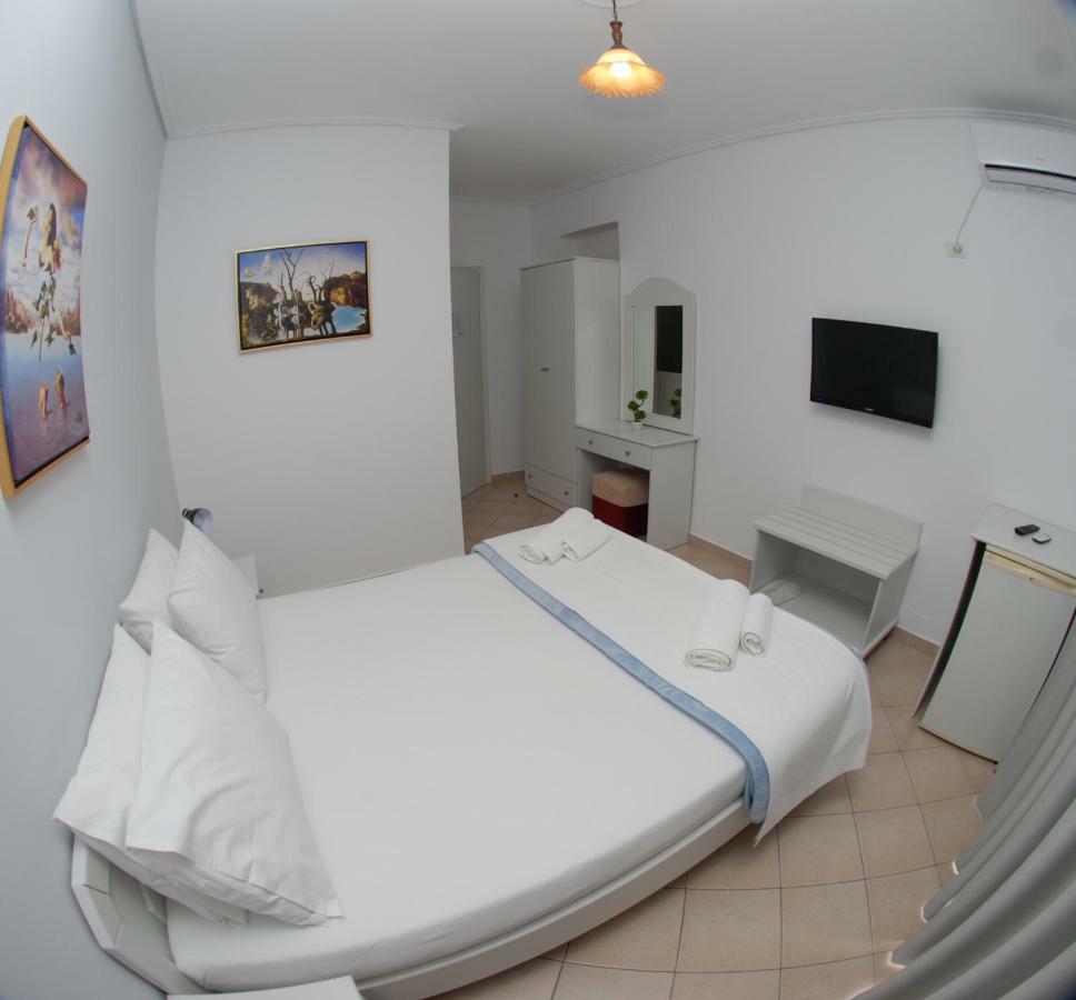 Hotel Ms Sarandë Eksteriør bilde